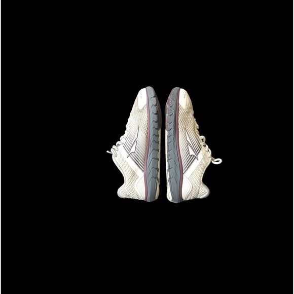 Altra provision 4 women’s size 7 white/burgundy - Picture 3 of 8